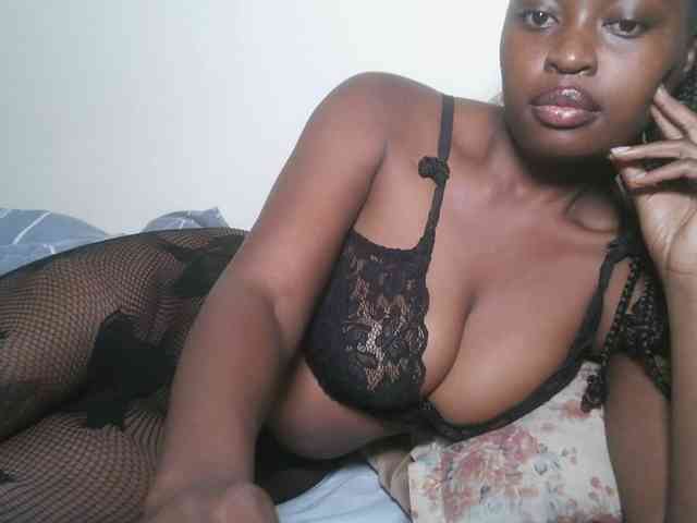 DiasyafterDark