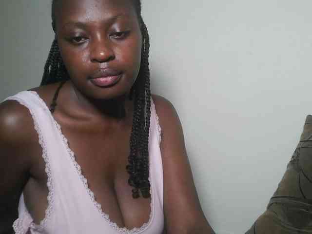 DaisyafterDark_ webcam