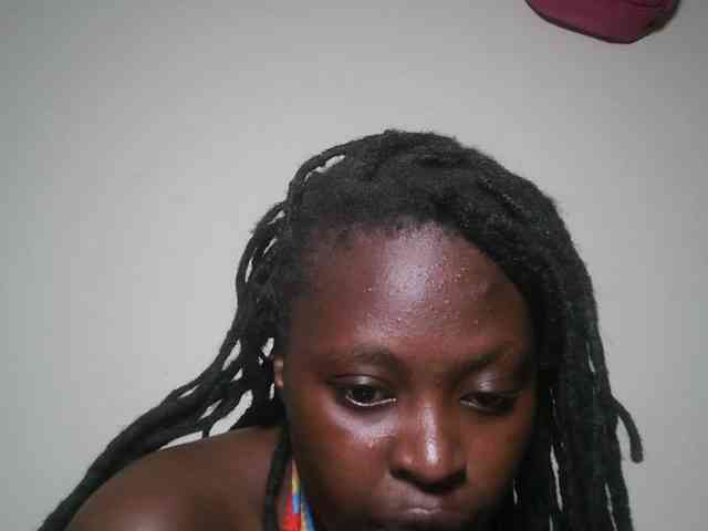 DaisyafterDark_ webcam
