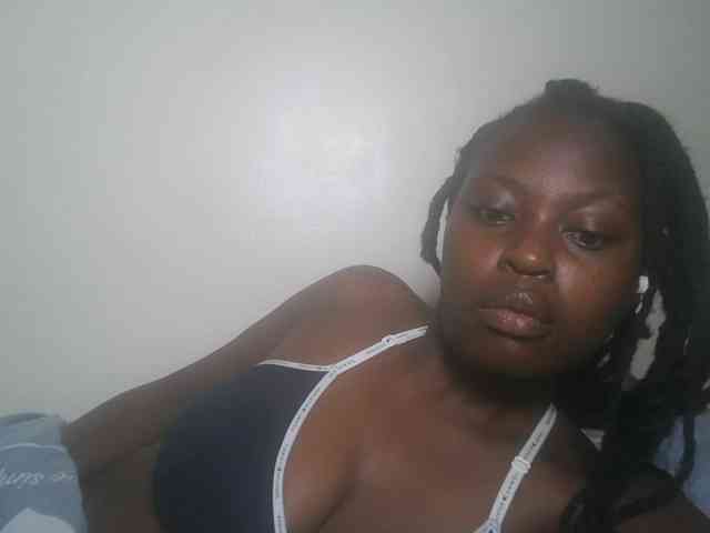 DaisyafterDark_ webcam