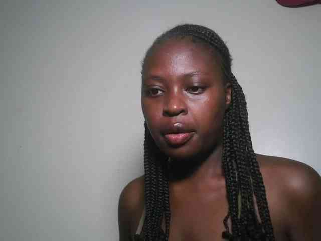 DaisyafterDark_ webcam