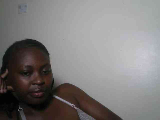 DaisyafterDark_ webcam