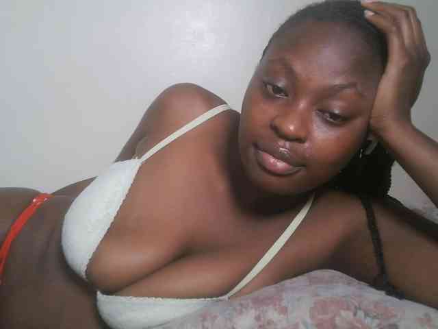 DaisyafterDark_ webcam