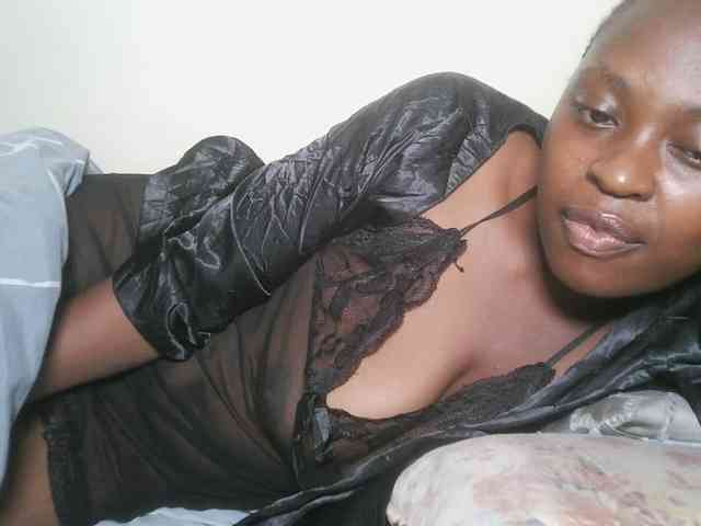 DaisyafterDark_ webcam