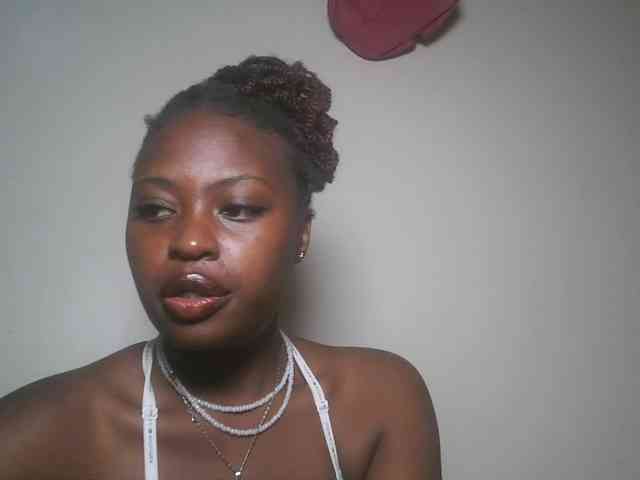 DaisyafterDark_ webcam
