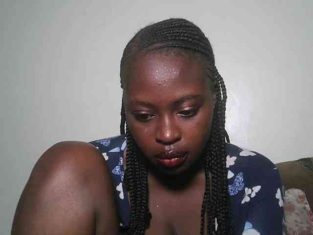 DaisyafterDark_ webcam