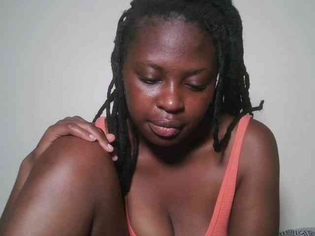 DaisyafterDark_ webcam
