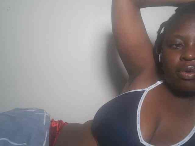 DaisyafterDark_ webcam