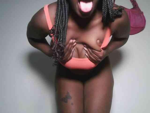 DaisyafterDark_ webcam