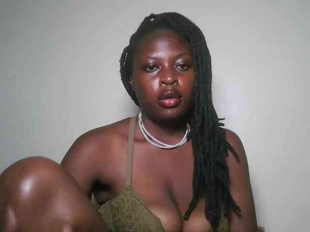 DaisyafterDark_ webcam