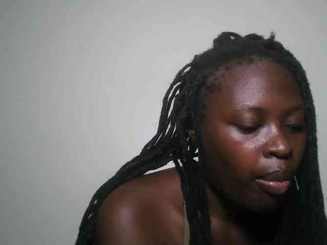 DaisyafterDark_ webcam