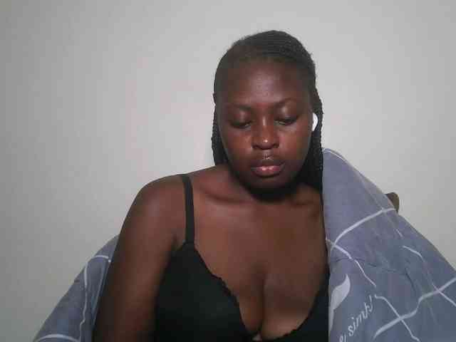 DaisyafterDark_ webcam