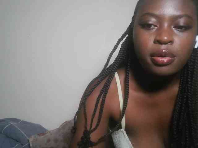DaisyafterDark_ webcam
