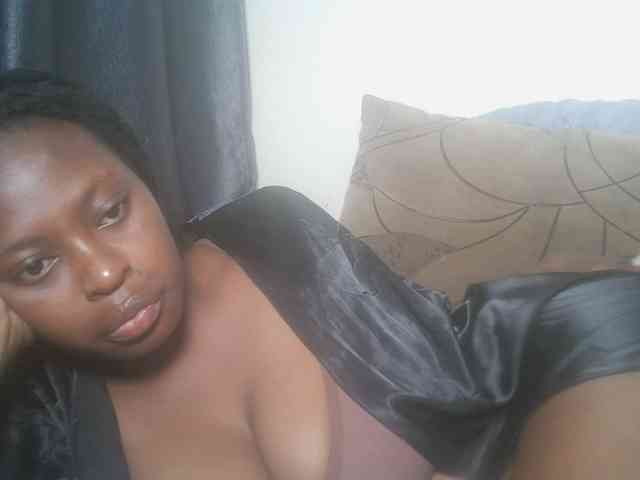 DaisyafterDark_ webcam