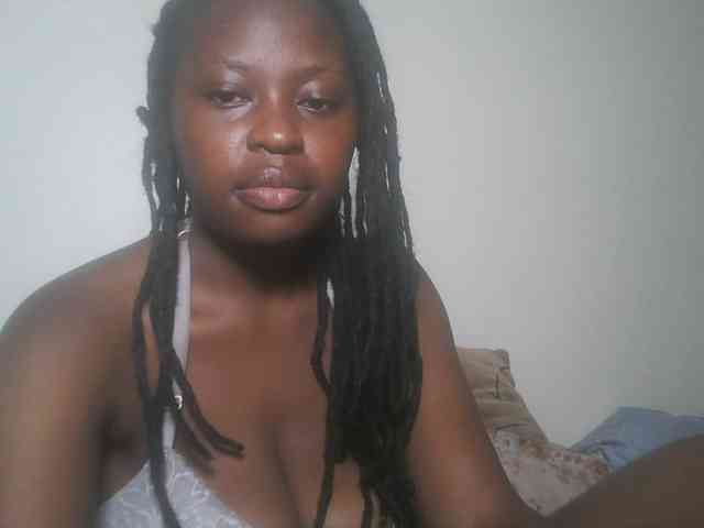 DaisyafterDark_ webcam