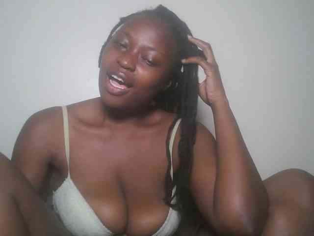 DaisyafterDark_ webcam