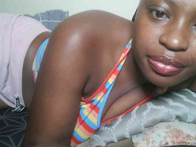 DaisyafterDark_ webcam