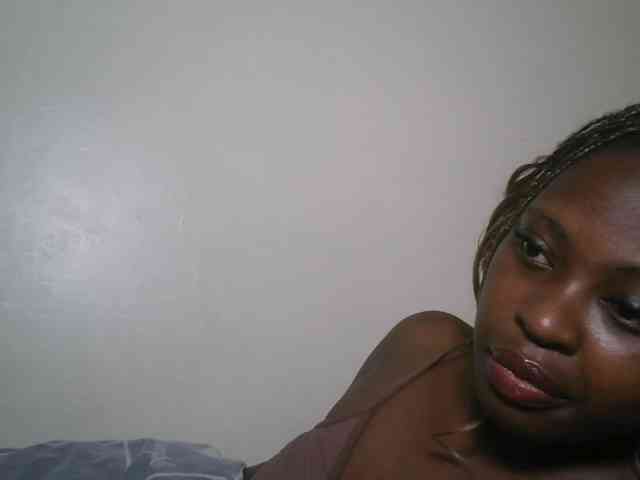 DaisyafterDark_ webcam