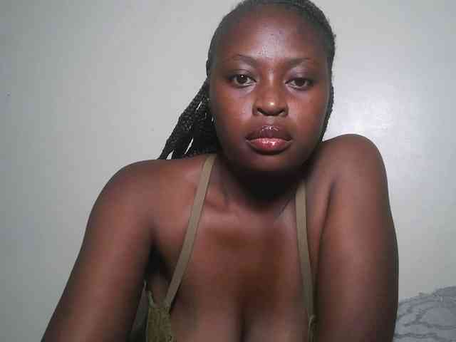 DaisyafterDark_ webcam