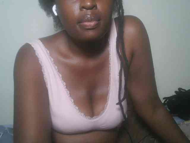 DaisyafterDark_ webcam