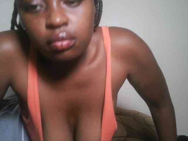 DaisyafterDark_ webcam