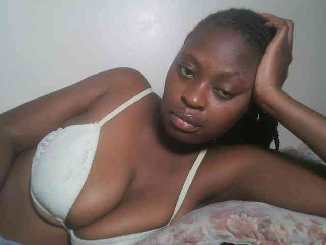 DaisyafterDark_ webcam