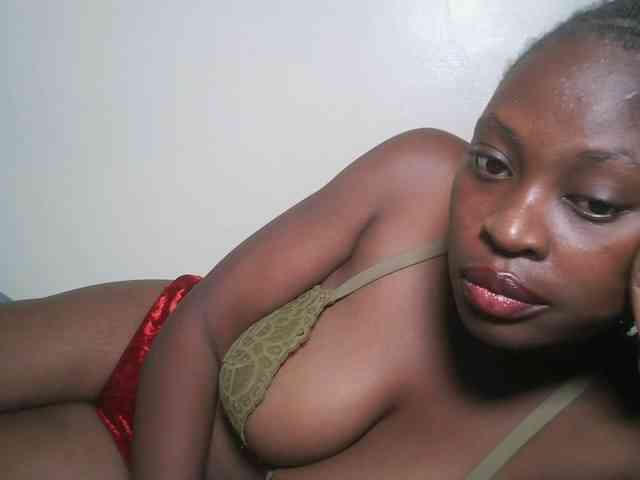 DaisyafterDark_ webcam