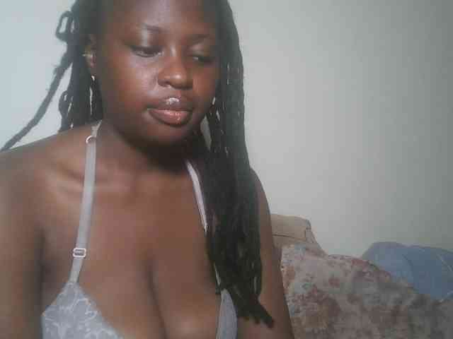 DaisyafterDark_ webcam
