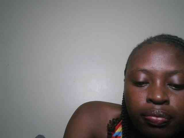 DaisyafterDark_ webcam