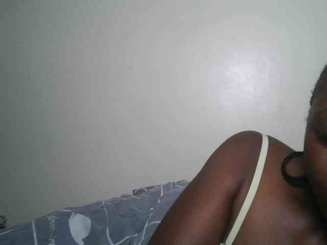 DaisyafterDark_ webcam