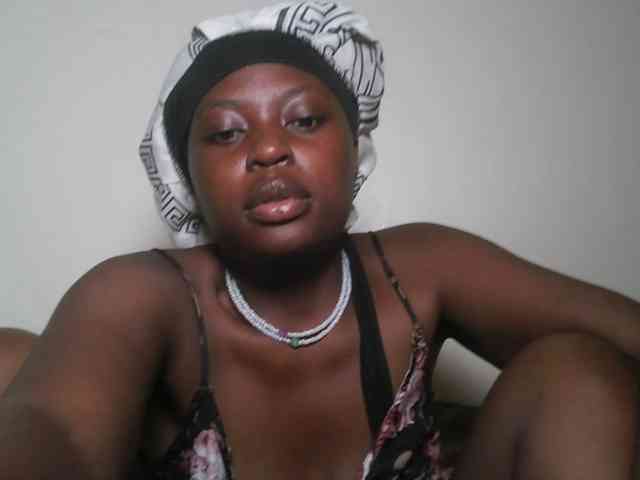 DaisyafterDark_ webcam