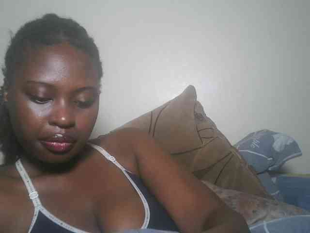 DaisyafterDark_ webcam
