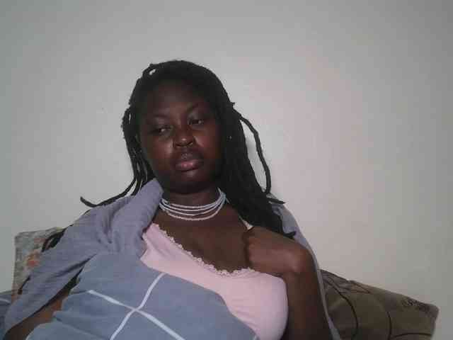 DaisyafterDark_ webcam