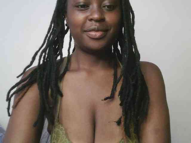 DaisyafterDark_ webcam