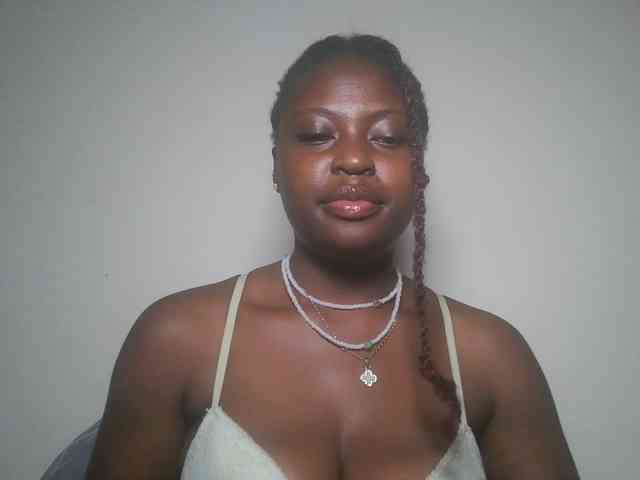 DaisyafterDark_ webcam