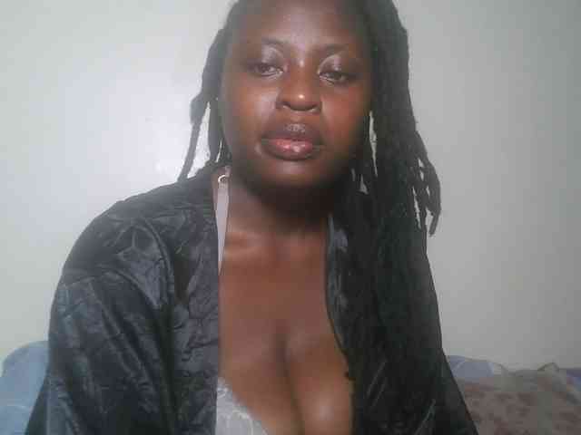 DaisyafterDark_ webcam