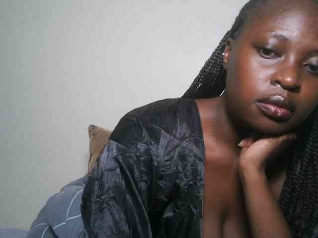 DaisyafterDark_ webcam