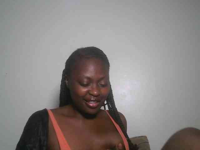 DaisyafterDark_ webcam