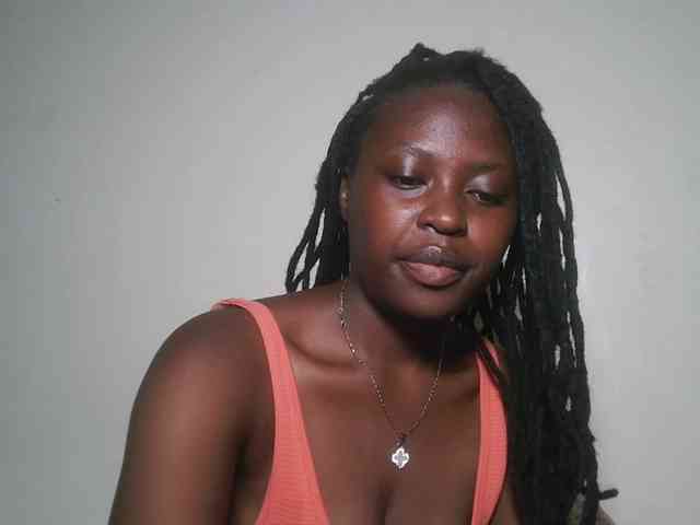 DaisyafterDark_ webcam