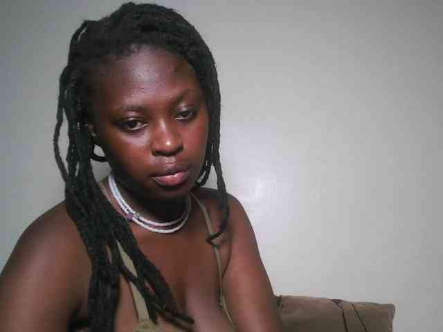 DaisyafterDark_ webcam