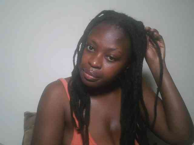 DaisyafterDark_ webcam
