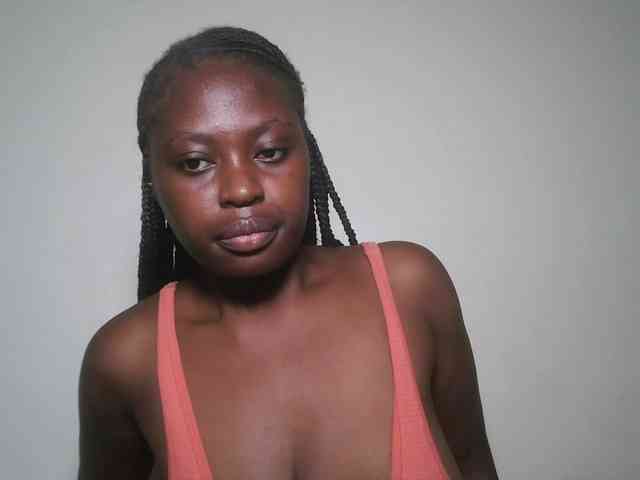 DaisyafterDark_ webcam
