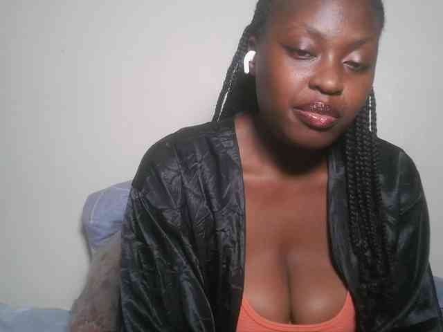 DaisyafterDark_ webcam