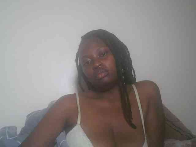 DaisyafterDark_ webcam
