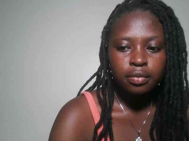DaisyafterDark_ webcam