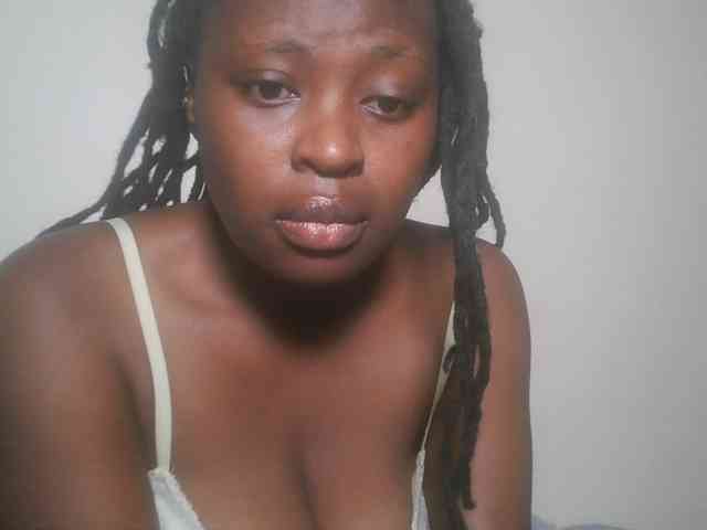 DaisyafterDark_ webcam