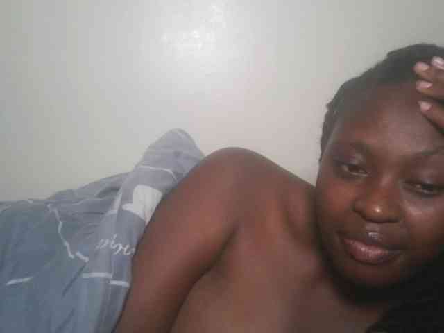 DaisyafterDark_ webcam