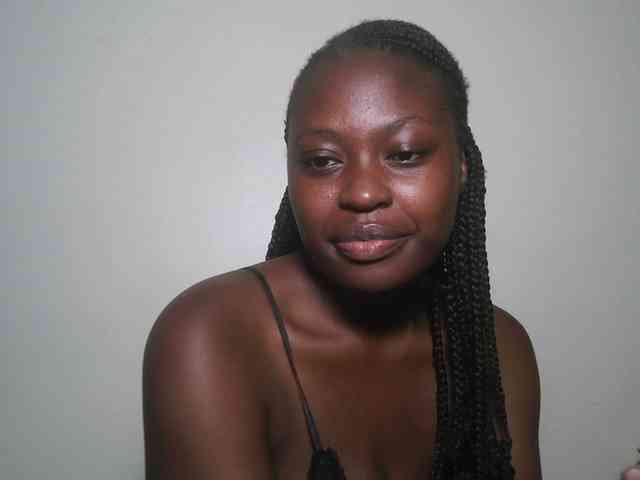 DiasyafterDark Live Webcam on BongaCams