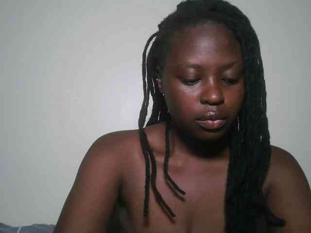 DaisyafterDark_ webcam