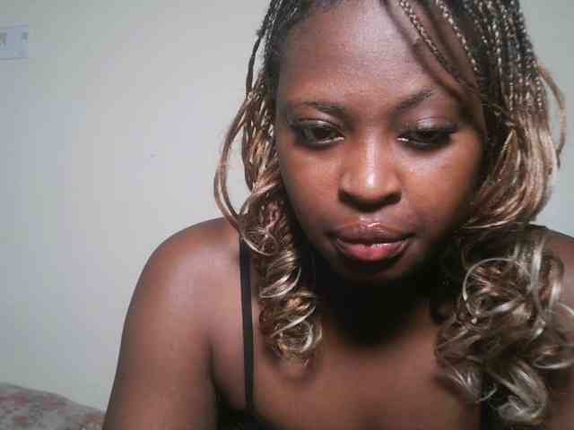 DaisyafterDark_ webcam